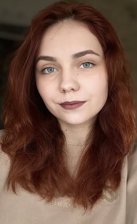 Two People, One Perfectly Matched Scene