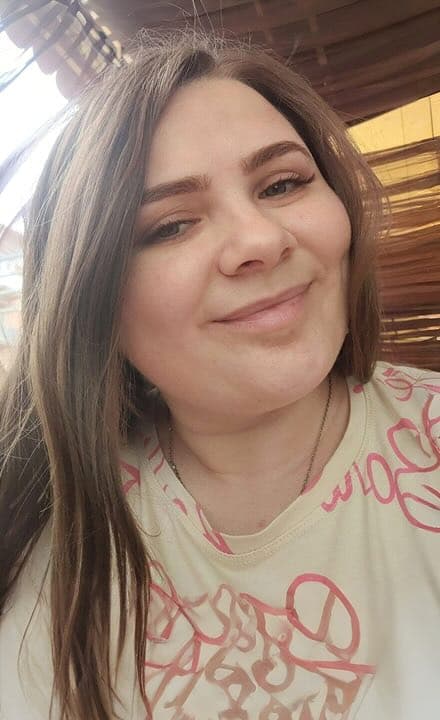 AI images from photo: woman's portrait for fireplace shot