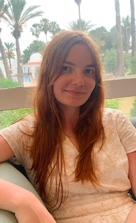 AI minimalist couple: source photo of girl